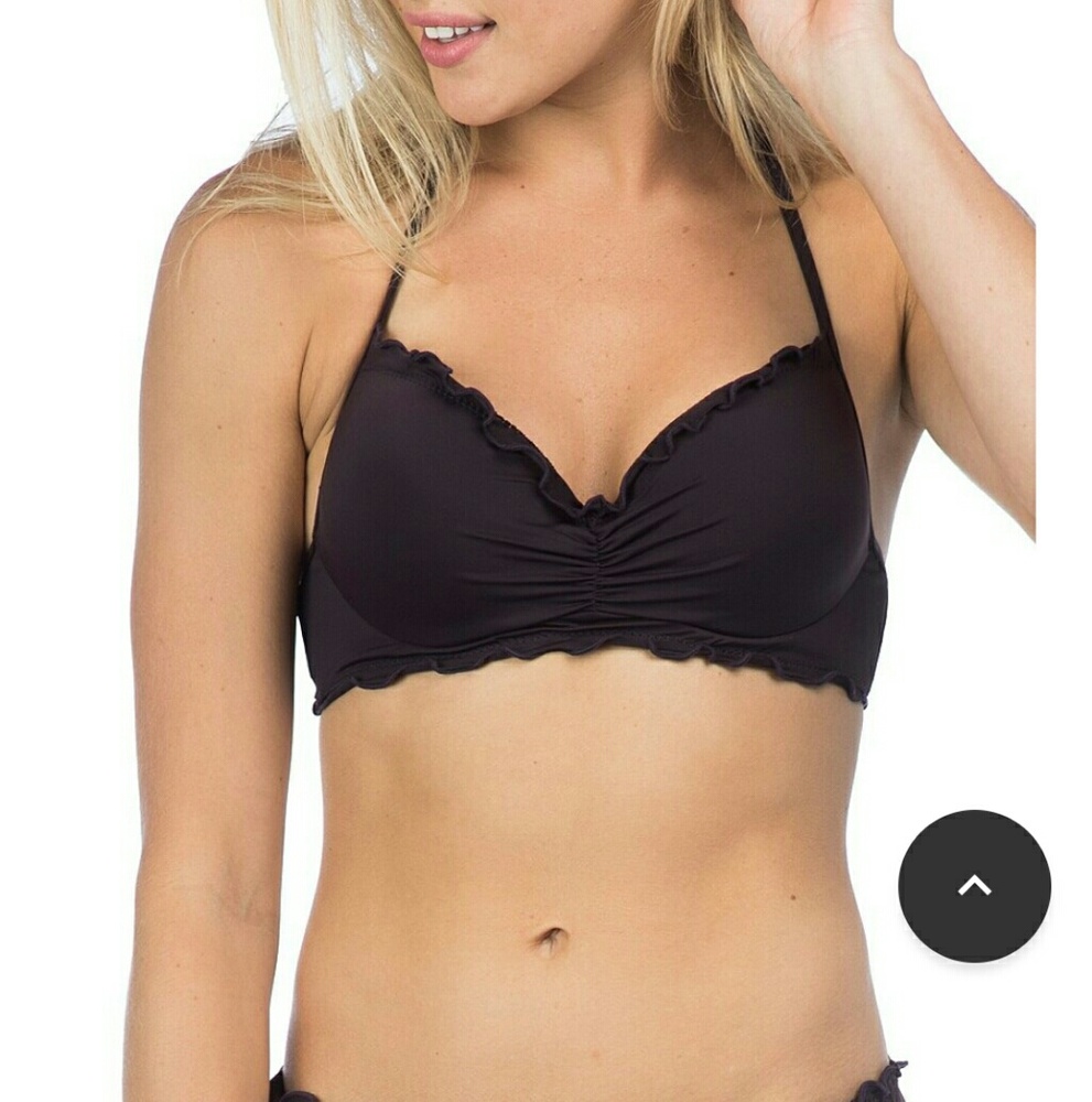 NWT! Juniors Hobie Bikini top with push up sz M